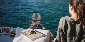 Could a Digital Detox Make Your Wanderlust More Meaningful?