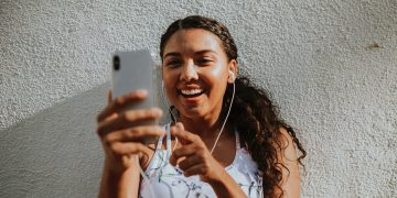 Can Mindfulness Be the Answer to Reducing Social Media Addiction?