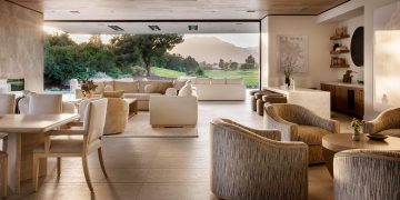 Are You Sacrificing Comfort for Aesthetic in Minimalist Interiors?