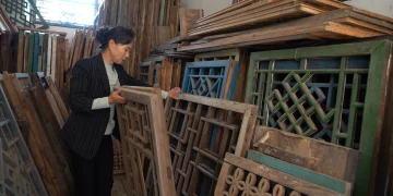 What Happens When Cultures Collide: Is Globalization Creating a Homogeneous World?